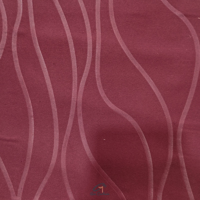curve_stripe_maroon